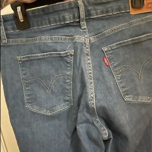 Levi’s Classic Mid Rise Skinny Jeans
